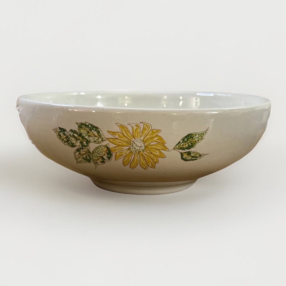 Vintage Universal Ballerina Yellow Daisy Footed Serving Bowl